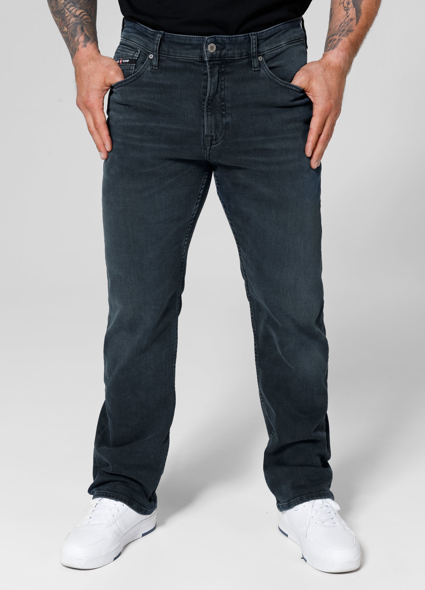 HIGHLANDER Long Dark Wash Jeans